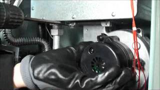 Ремонт газового котла Kiturami TWIN ALPHA замена вентилятора